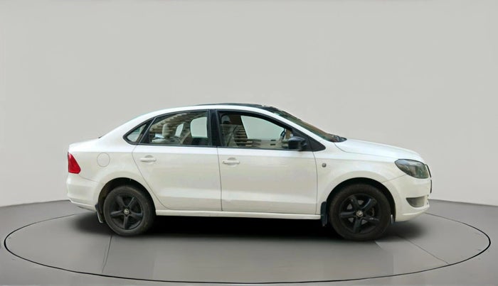2015 Skoda Rapid AMBITION 1.6 MPI MT PLUS, Petrol, Manual, 1,29,734 km, exterior