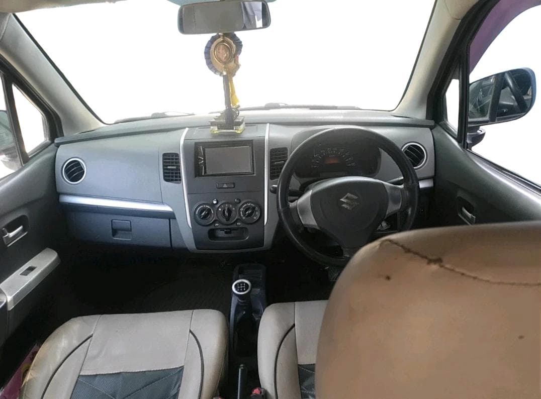 2012 Maruti Wagon R 1.0 LXI, CNG, Manual, 1,69,848 km, interior