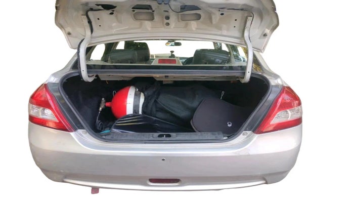 2014 Maruti Swift Dzire VXI, CNG, Manual, 58,716 km, exterior