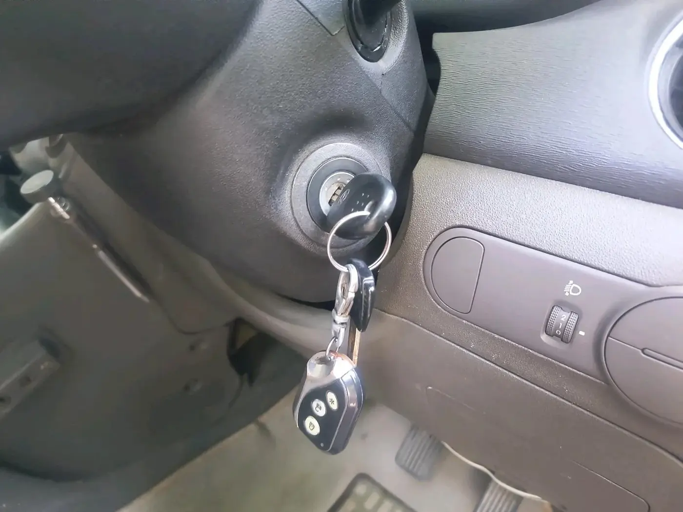 2011 Hyundai i10 MAGNA 1.2, Petrol, Manual, 56,581 km, interior
