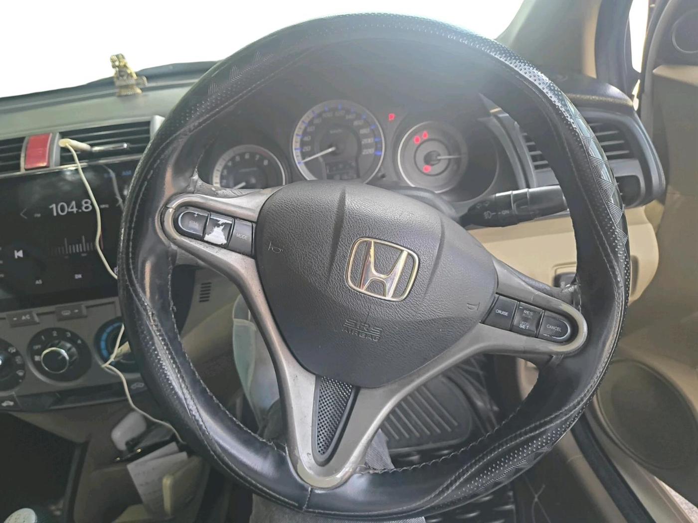 2013 Honda City 1.5L I-VTEC V MT, CNG, Manual, 1,81,605 km, interior