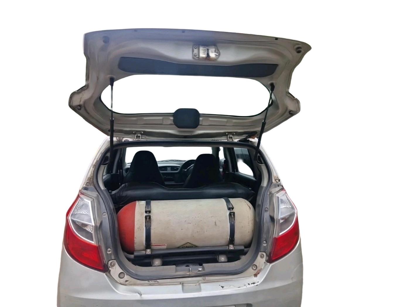 2014 Maruti Alto K10 LXI CNG, CNG, Manual, 1,78,786 km, exterior