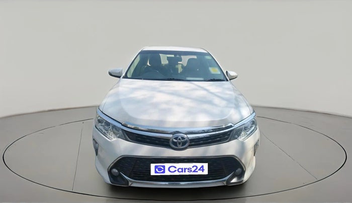 2016 Toyota Camry HYBRID, Hybrid, Automatic, 1,55,897 km, exterior