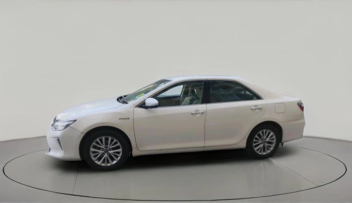 2016 Toyota Camry HYBRID, Hybrid, Automatic, 1,55,897 km, exterior