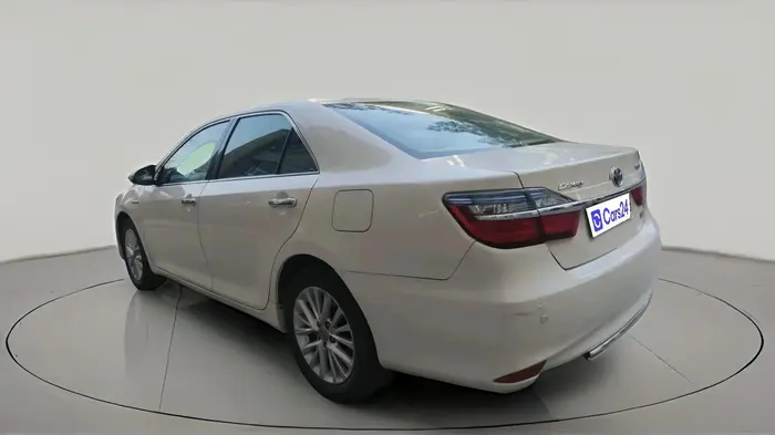 2016 Toyota Camry HYBRID, Hybrid, Automatic, 1,55,897 km, exterior