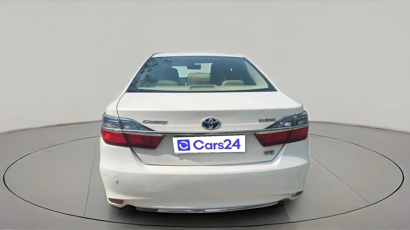 2016 Toyota Camry HYBRID, Hybrid, Automatic, 1,55,897 km, exterior