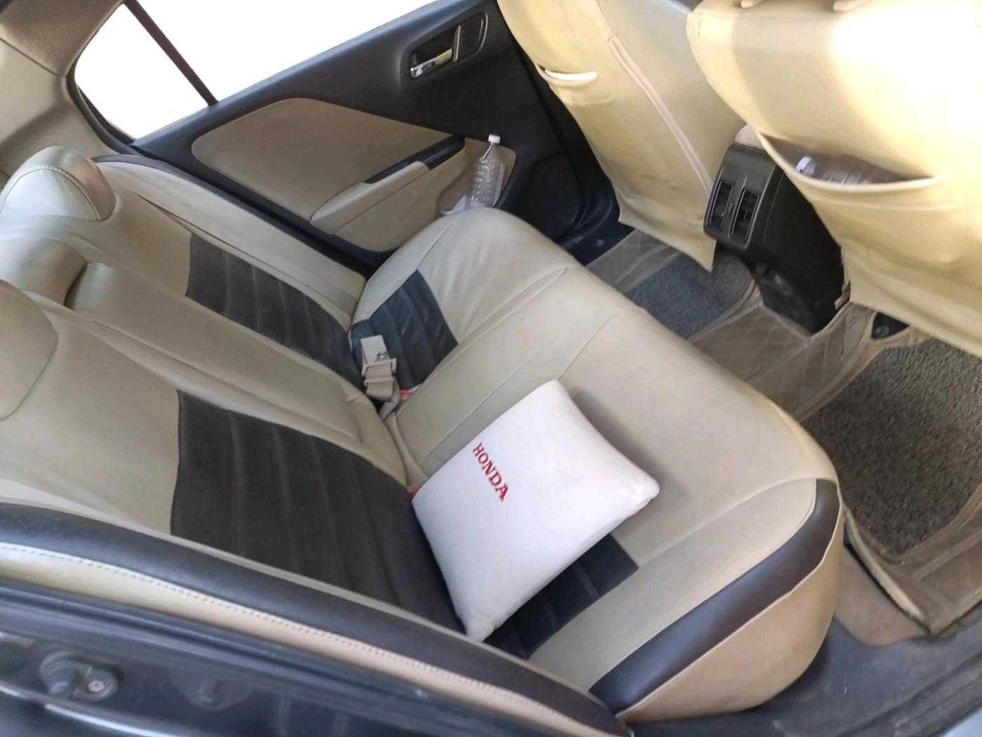 2019 Honda City 1.5L I-VTEC V MT, CNG, Manual, 1,47,496 km, interior