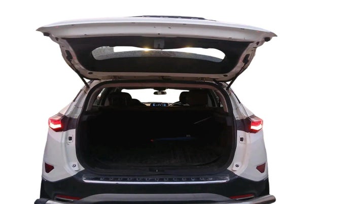 2019 Tata Harrier XZ 2.0L, Diesel, Manual, 95,184 km, exterior