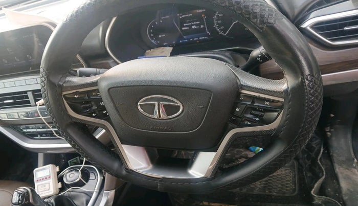 2019 Tata Harrier XZ 2.0L, Diesel, Manual, 95,184 km, interior