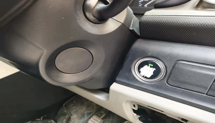 2020 Tata ALTROZ XZ PETROL, Petrol, Manual, 1,47,963 km, interior