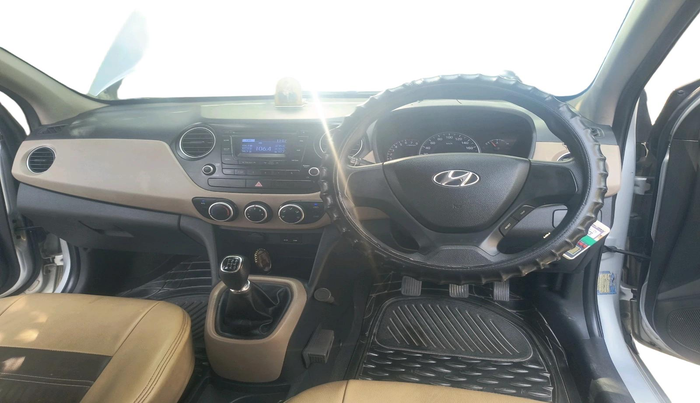 2013 Hyundai Grand i10 SPORTZ 1.2 KAPPA VTVT, Petrol, Manual, 1,02,116 km, interior