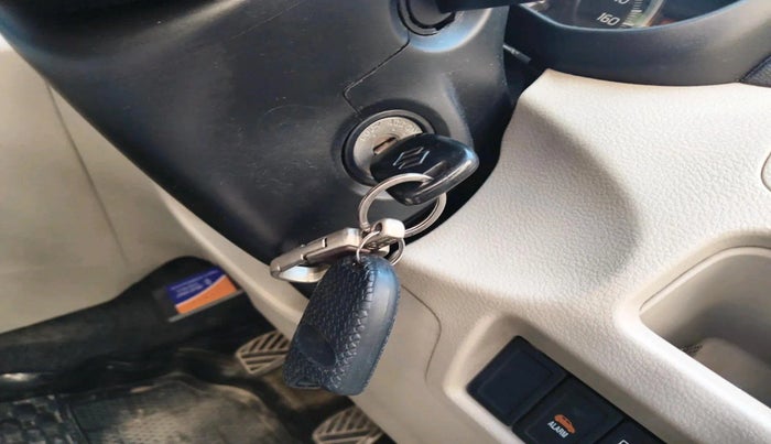 2018 Maruti Celerio VXI CNG, CNG, Manual, 97,875 km, interior