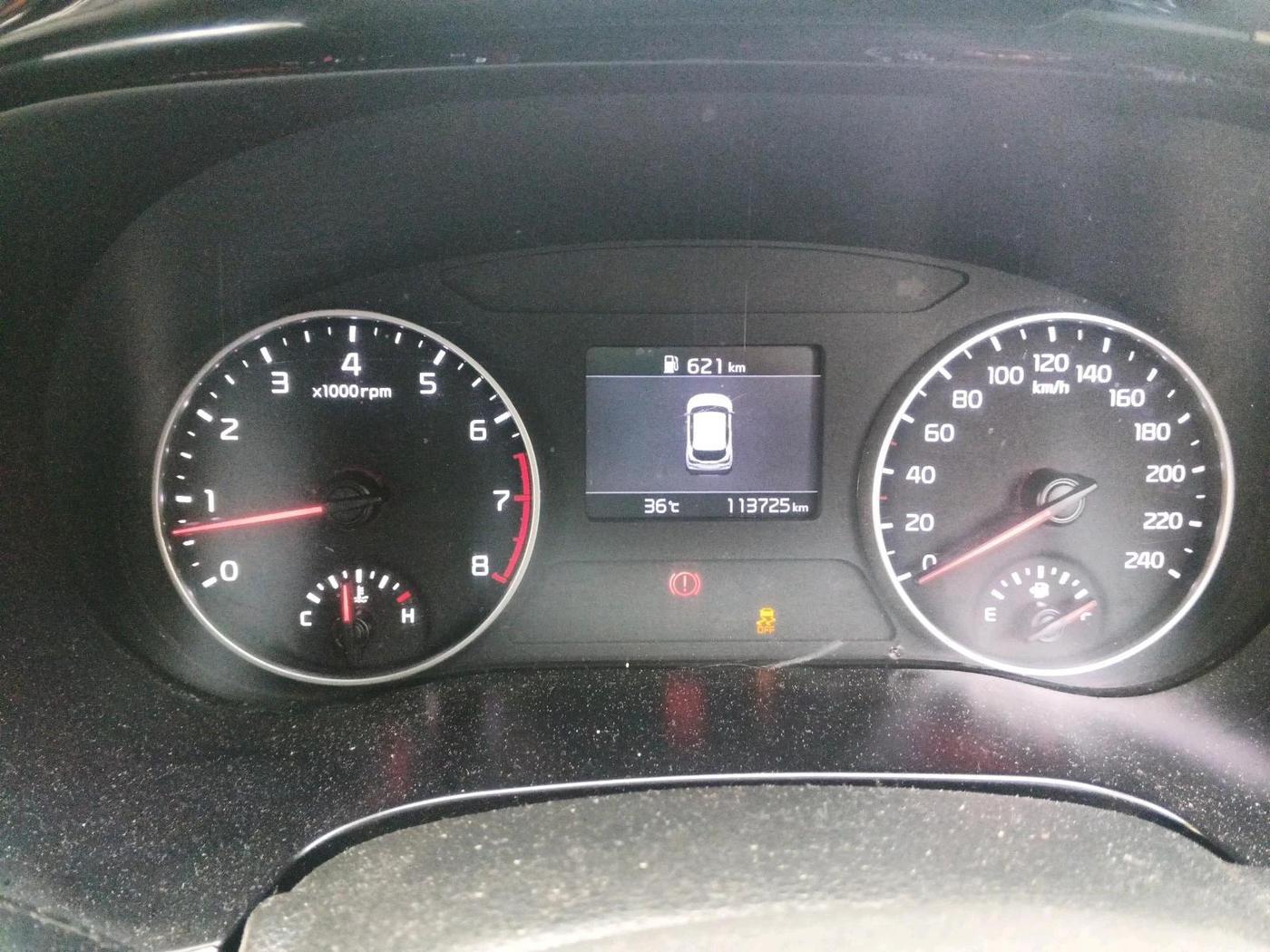 2021 KIA SELTOS HTX 1.5 PETROL, Petrol, Manual, 1,13,725 km, interior