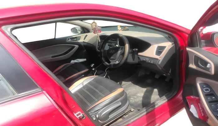 2016 Hyundai Elite i20 ASTA 1.2 (O), CNG, Manual, 62,811 km, interior