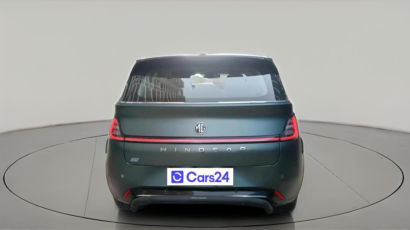 2024 MG Windsor EV Essence, Electric, Automatic, 42,933 km, exterior