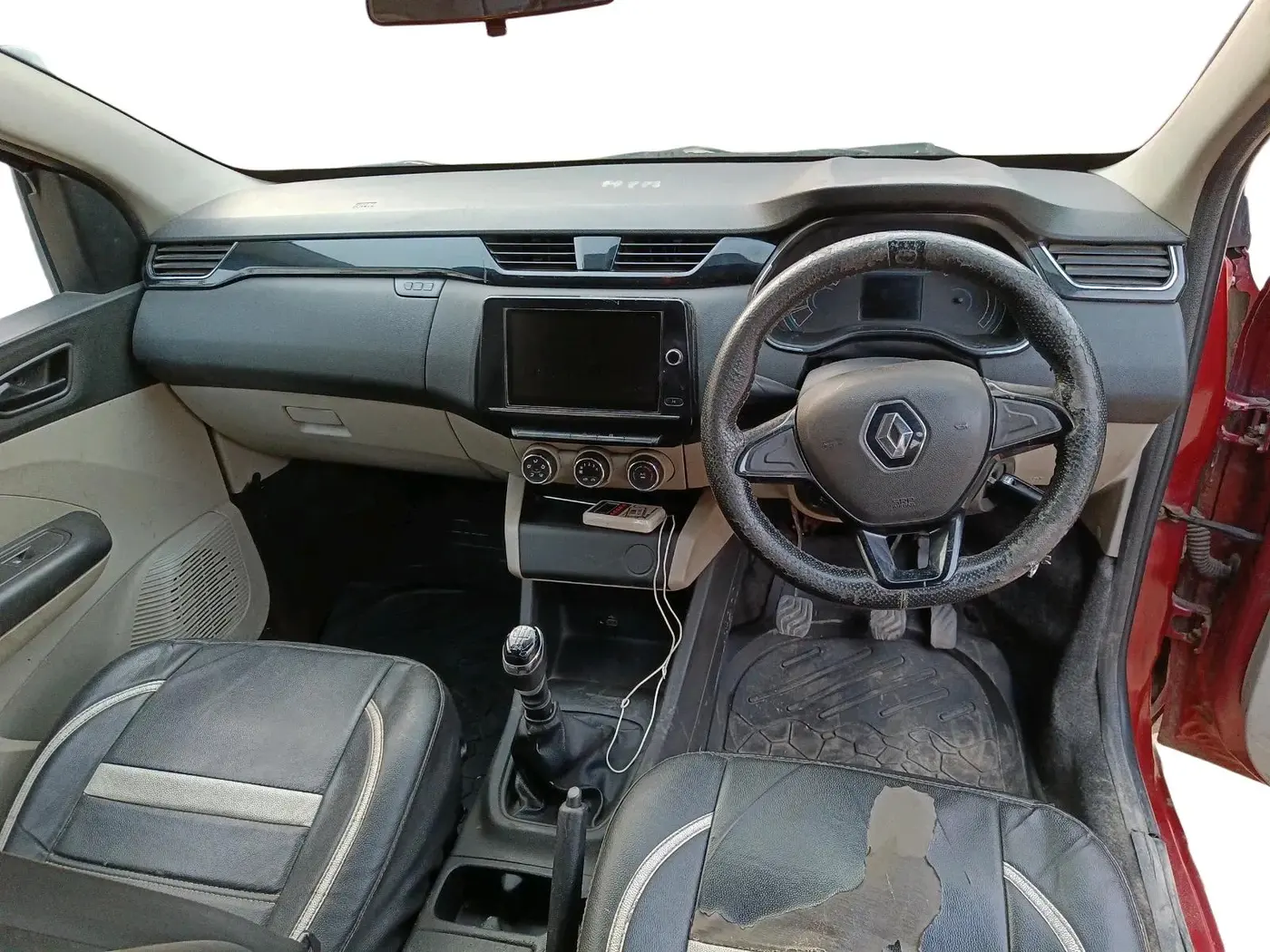 2020 Renault TRIBER RXT, Petrol, Manual, 91,537 km, interior