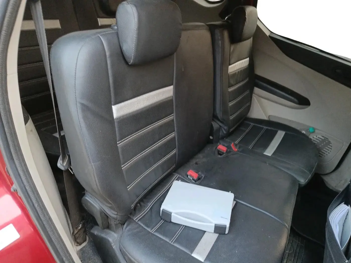 2020 Renault TRIBER RXT, Petrol, Manual, 91,537 km, interior