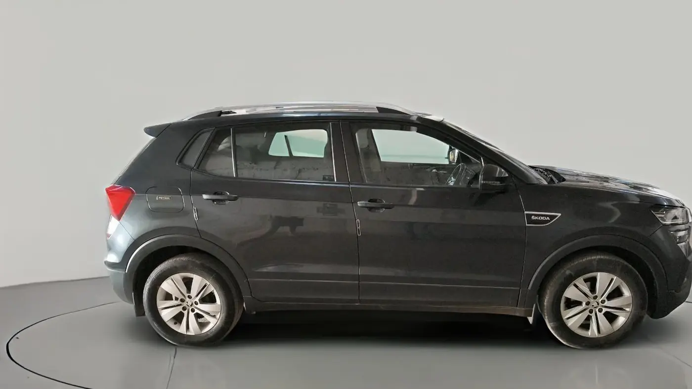 2021 Skoda KUSHAQ AMBITION 1.0L TSI MT, Petrol, Manual, 49,892 km, exterior