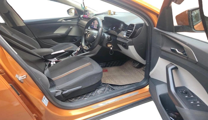 2022 Skoda KUSHAQ AMBITION 1.0L TSI AT, Petrol, Automatic, 71,321 km, interior