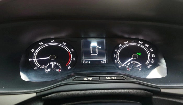 2022 Skoda KUSHAQ AMBITION 1.0L TSI AT, Petrol, Automatic, 71,321 km, interior