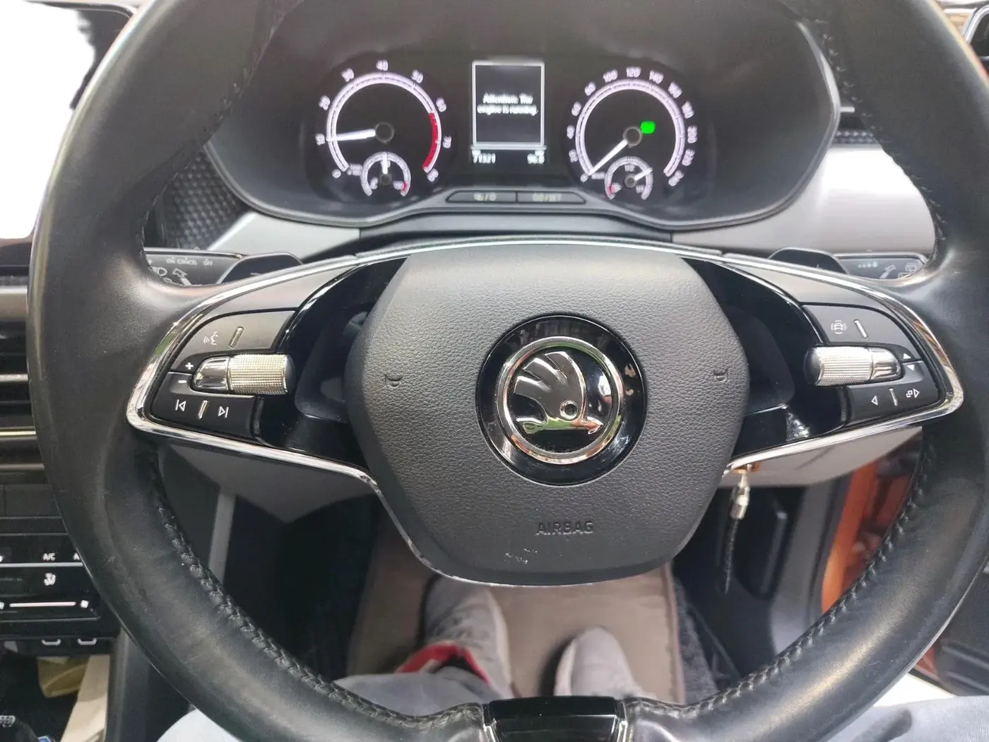 2022 Skoda KUSHAQ AMBITION 1.0L TSI AT, Petrol, Automatic, 71,321 km, interior