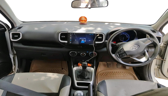 2019 Hyundai VENUE S 1.2, Petrol, Manual, 61,877 km, interior