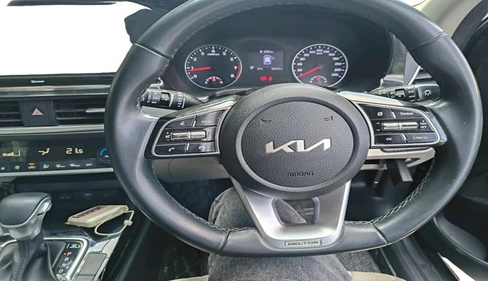 2021 KIA SELTOS HTX IVT 1.5 PETROL, Petrol, Automatic, 90,079 km, interior