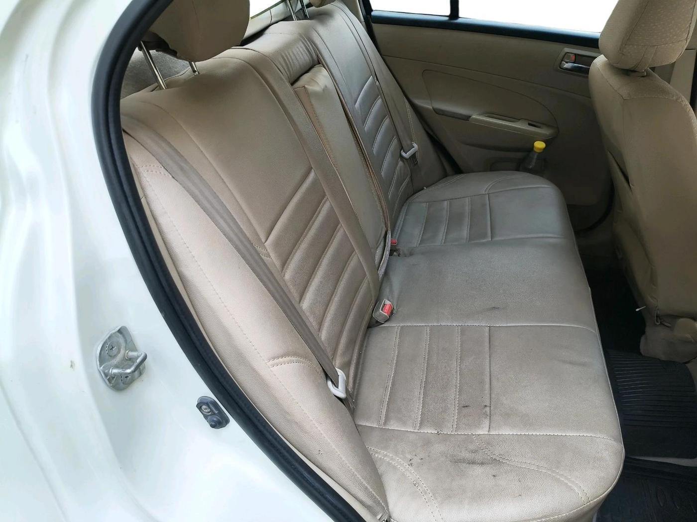 2013 Maruti Swift Dzire VXI, CNG, Manual, 1,97,052 km, interior