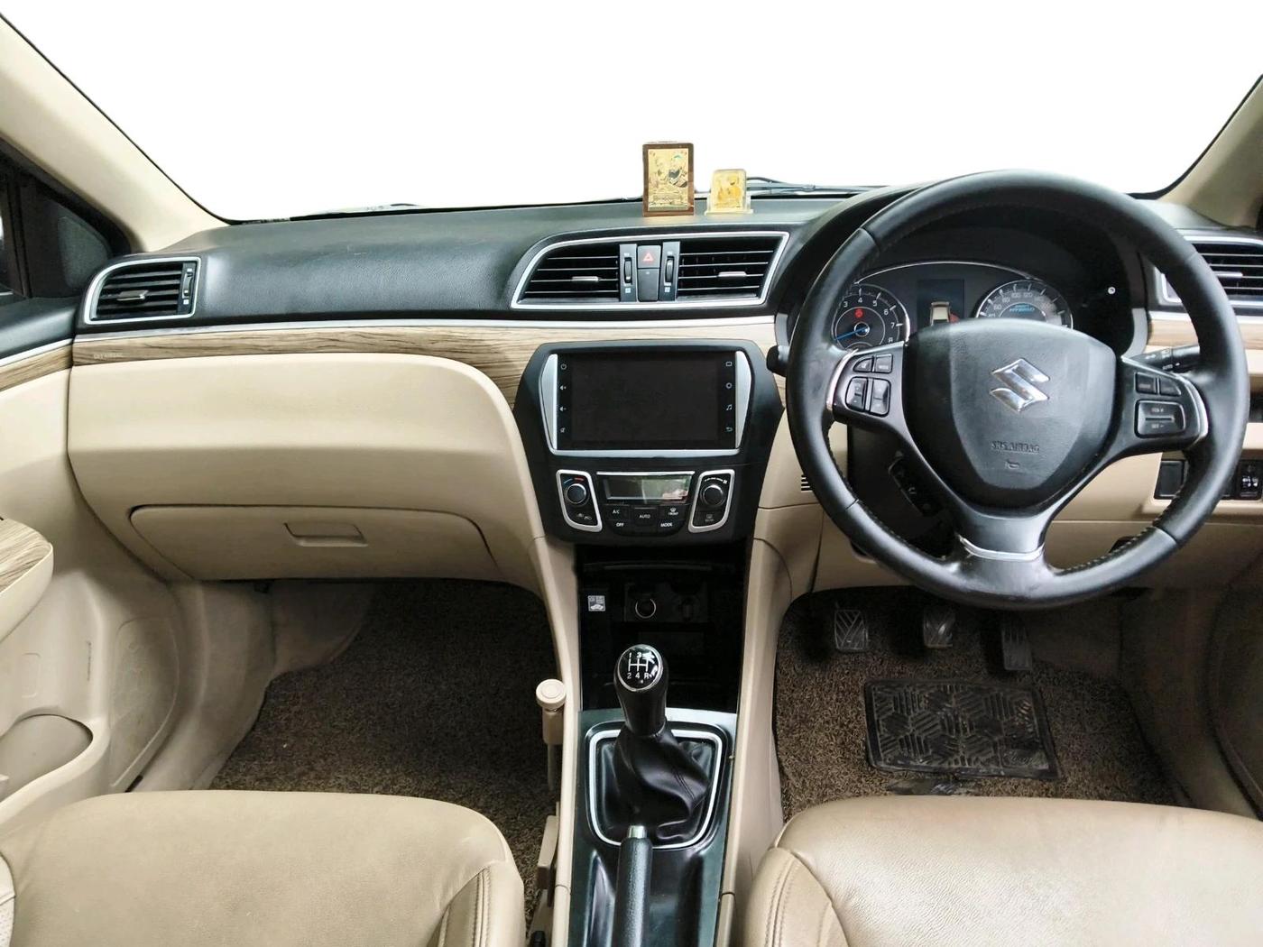 2020 Maruti Ciaz ALPHA 1.5 SHVS PETROL, Petrol, Manual, 1,14,940 km, interior