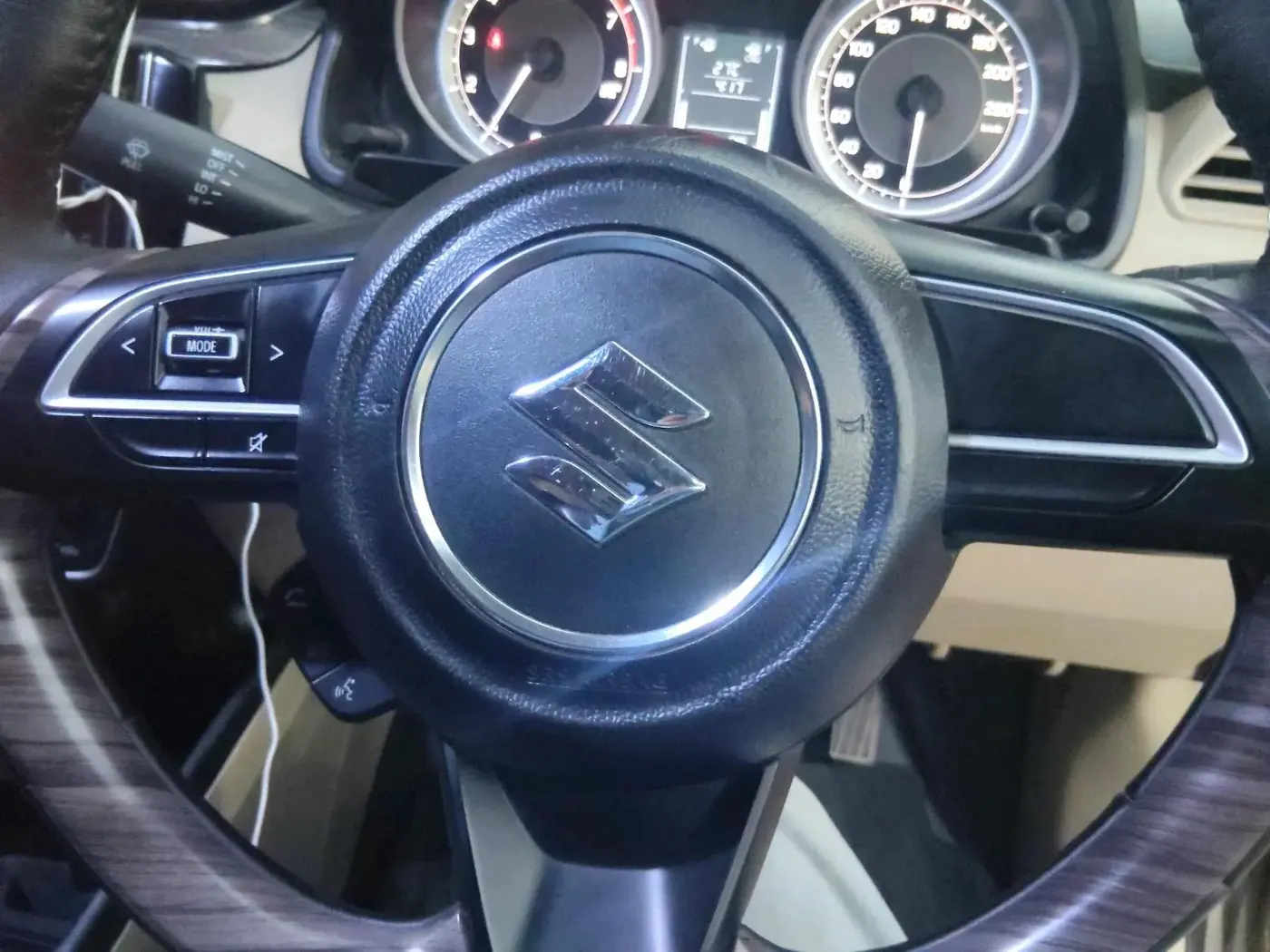 2022 Maruti Dzire ZXI CNG, CNG, Manual, 79,696 km, interior