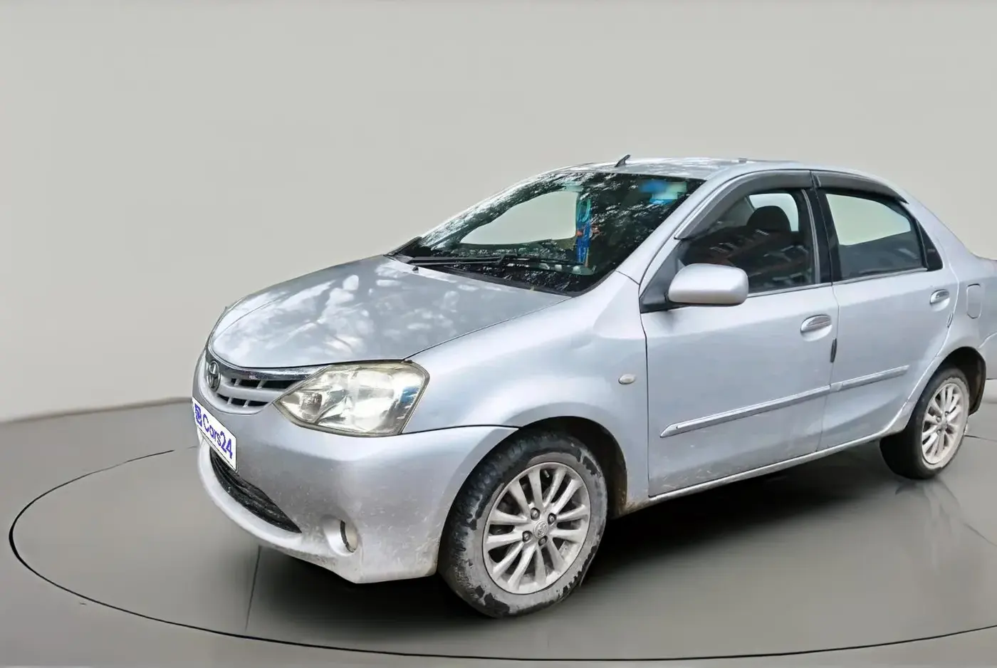 2011 Toyota Etios V, CNG, Manual, 2,63,145 km, exterior