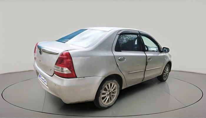 2011 Toyota Etios V, CNG, Manual, 2,63,145 km, exterior