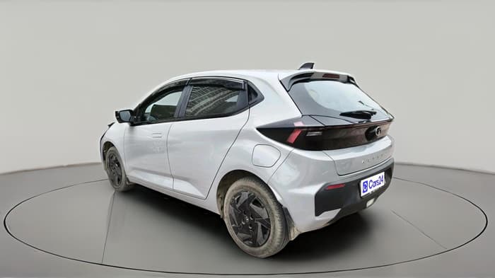 2025 Tata ALTROZ Creative Petrol 5AMT, Petrol, Automatic, 4,416 km, exterior