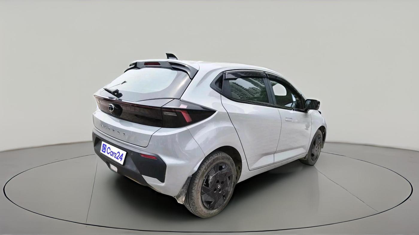 2025 Tata ALTROZ Creative Petrol 5AMT, Petrol, Automatic, 4,416 km, exterior