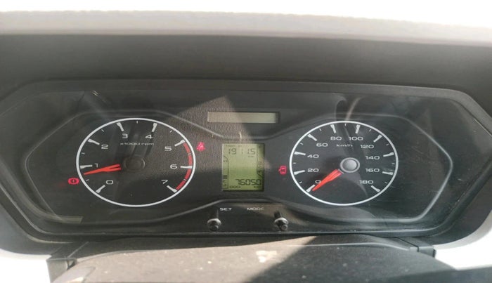 2021 Mahindra Scorpio S5, Diesel, Manual, 76,050 km, interior