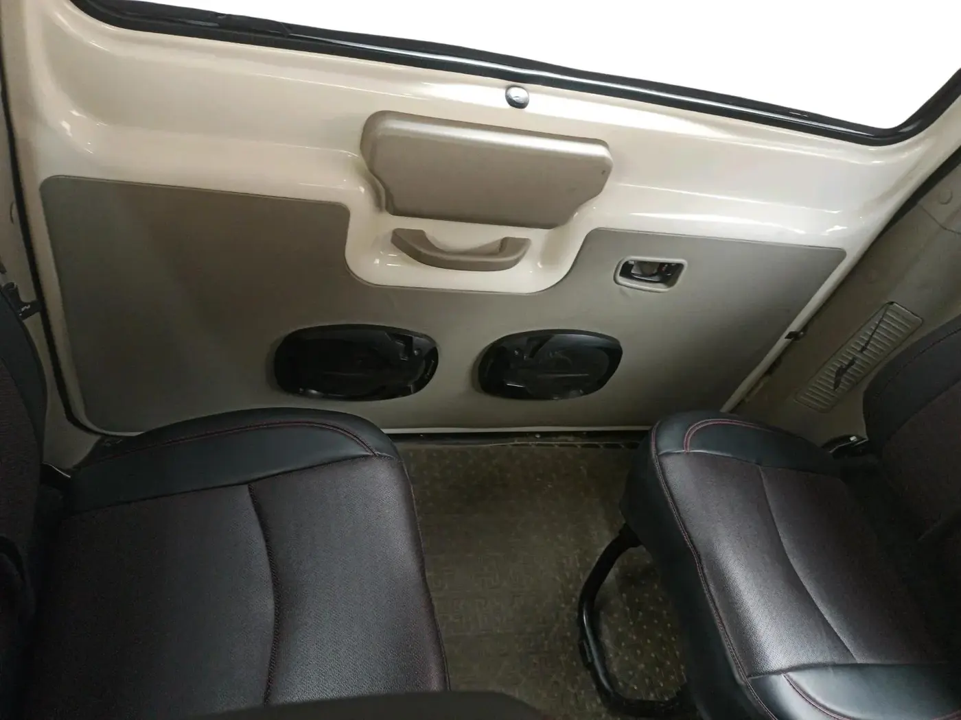 2021 Mahindra Scorpio S5, Diesel, Manual, 76,050 km, interior