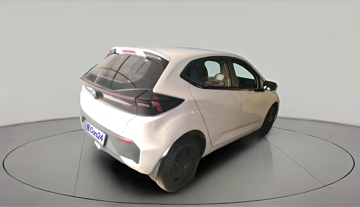 2025 Tata ALTROZ Pure Petrol 5AMT, Petrol, Automatic, 6,046 km, exterior
