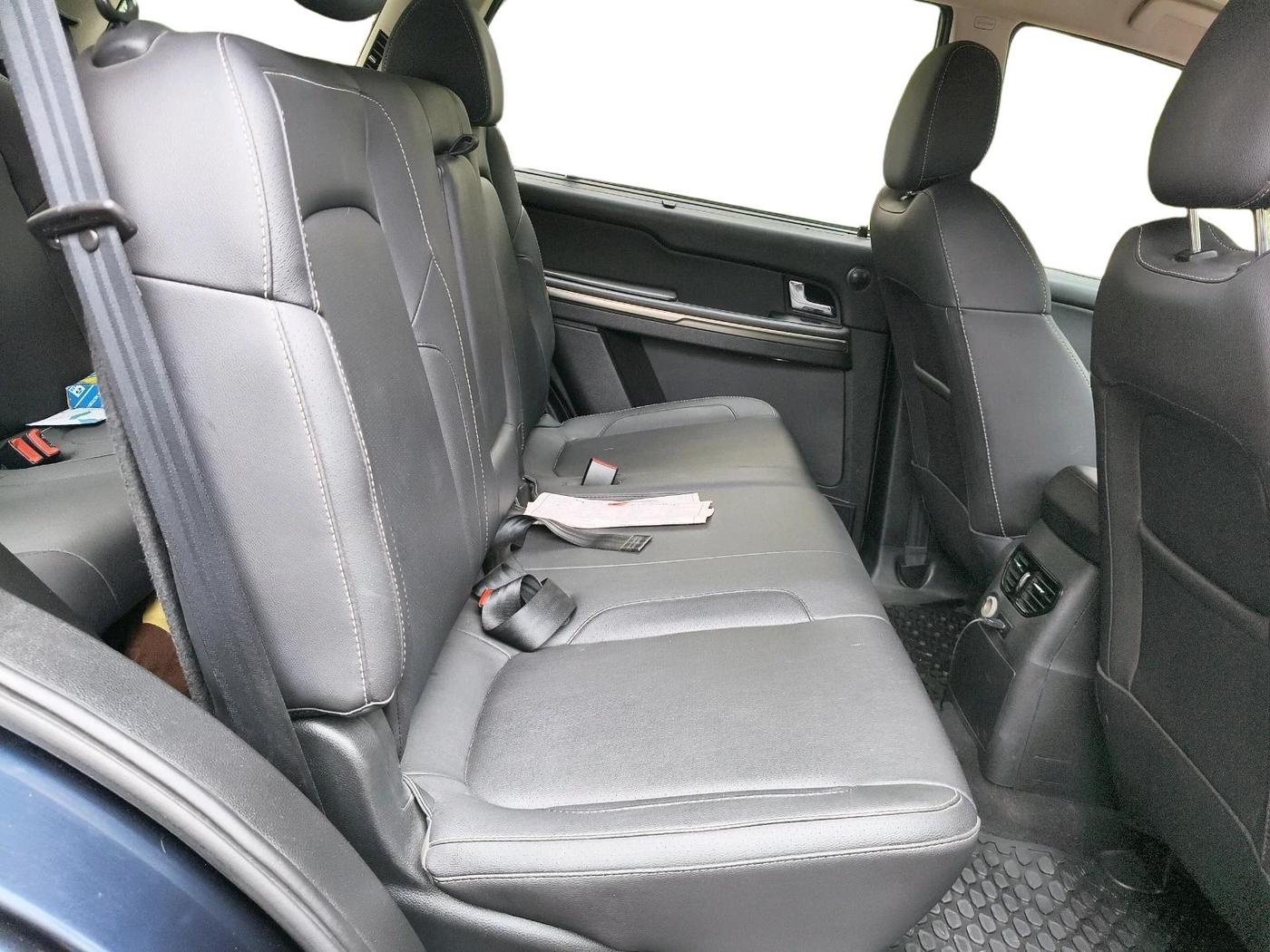 2016 Tata Hexa XT 4X2 7 STR, Diesel, Manual, 68,383 km, interior