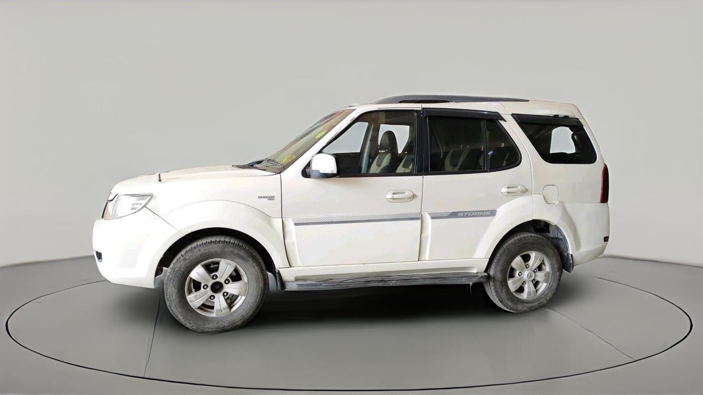 2018 Tata Safari Storme 2.2 VX 4X2, Diesel, Manual, 79,714 km, exterior