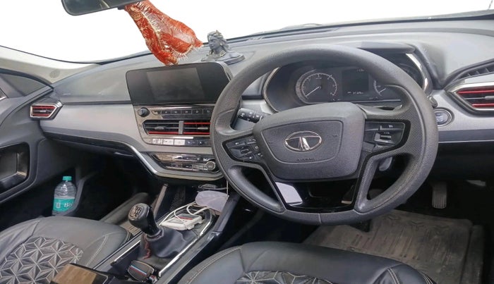 2022 Tata Harrier XT PLUS 2.0L KRYOTEC, Diesel, Manual, 37,132 km, interior