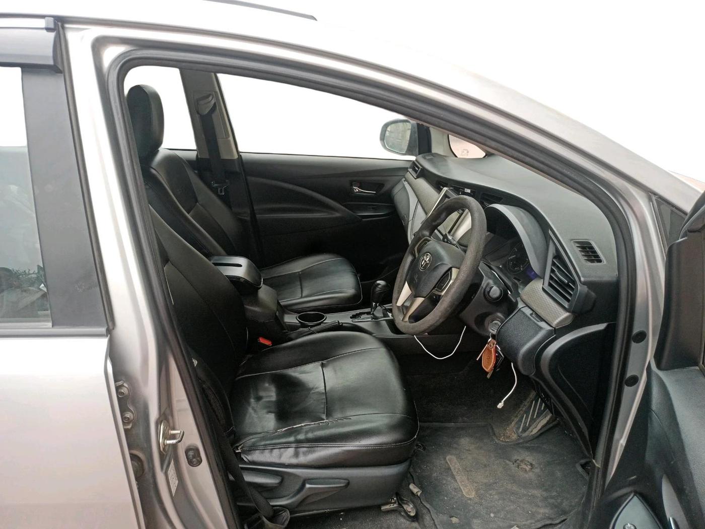 2018 Toyota Innova Crysta 2.8 GX AT 7 STR, Diesel, Automatic, 1,97,629 km, interior