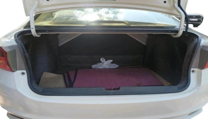 2014 Honda City 1.5L I-VTEC V MT, Petrol, Manual, 44,218 km, exterior