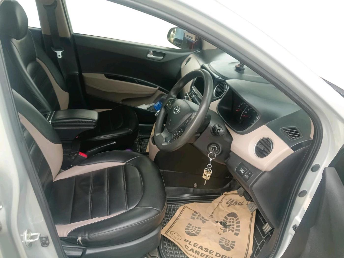 2016 Hyundai Grand i10 SPORTZ 1.2 KAPPA VTVT, CNG, Manual, 88,401 km, interior
