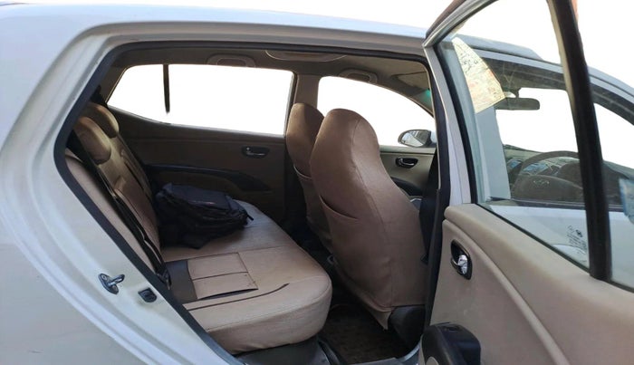 2013 Hyundai i10 SPORTZ 1.2, Petrol, Manual, 53,333 km, interior