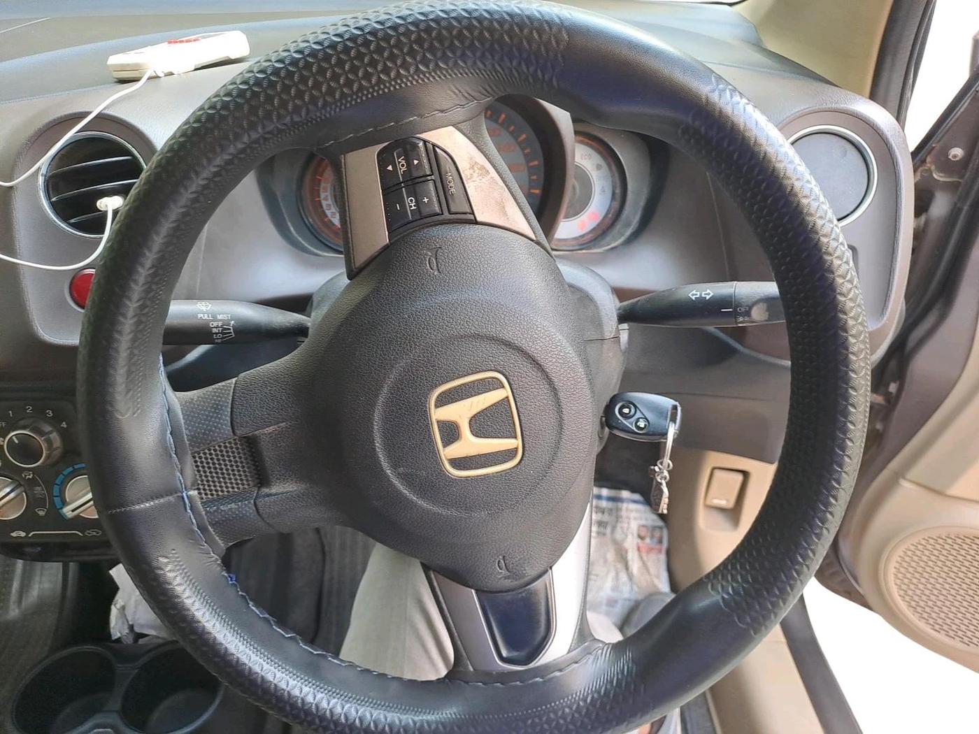 2012 Honda Brio S MT, Petrol, Manual, 1,05,268 km, interior