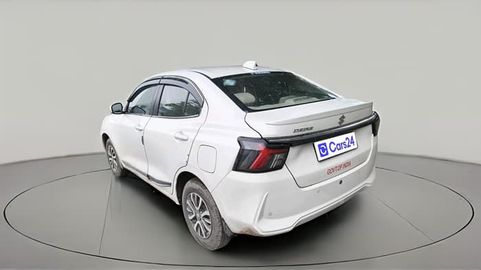 2024 Maruti Dzire VXi CNG, CNG, Manual, 65,759 km, exterior