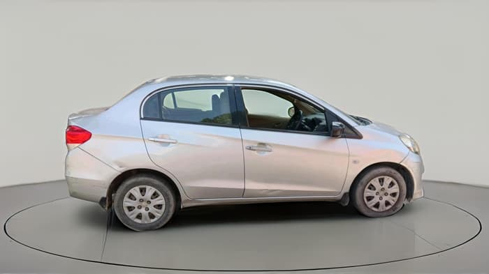 2015 Honda Amaze 1.2L I-VTEC S, Petrol, Manual, 1,30,567 km, exterior