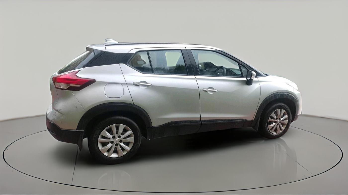 2019 Nissan Kicks XL 1.5, CNG, Manual, 54,937 km, exterior