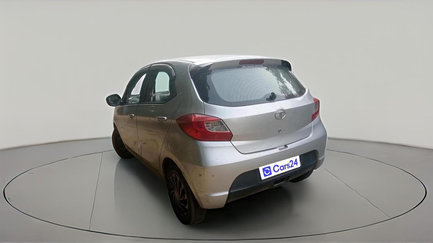 2016 Tata Tiago XZ PETROL, Petrol, Manual, 1,76,369 km, exterior