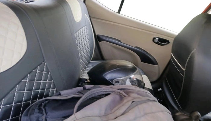 2011 Hyundai i10 MAGNA 1.2, Petrol, Manual, 86,284 km, interior